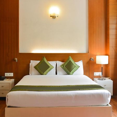 Treebo Check In By Oran Hotel Ню Делхи Екстериор снимка