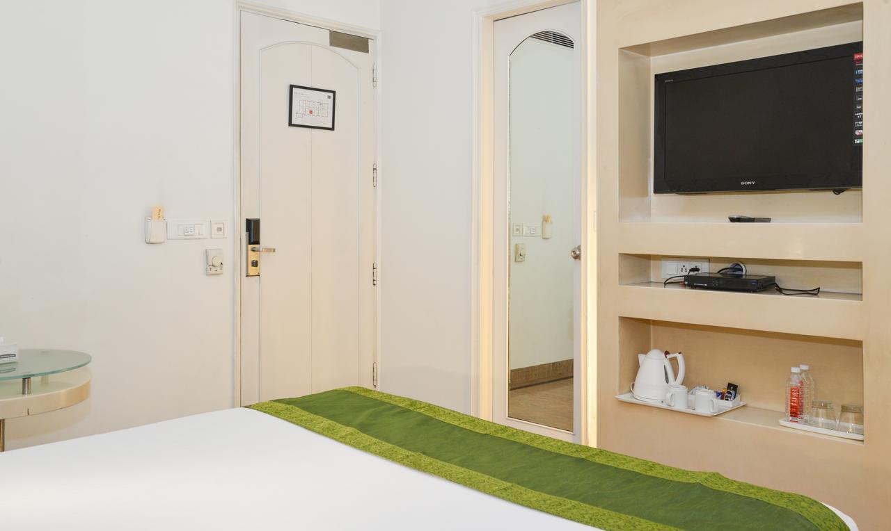Treebo Check In By Oran Hotel Ню Делхи Екстериор снимка